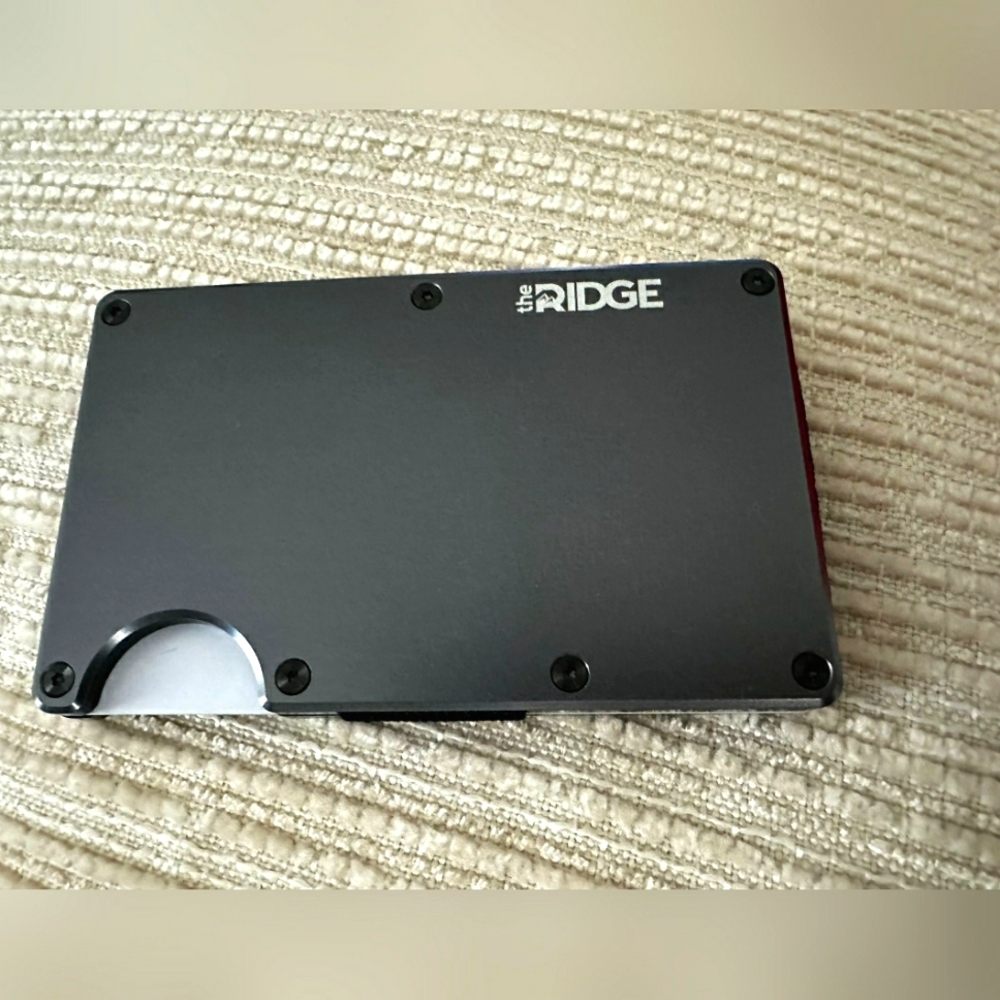 - Ridge Wallet Royal Black Aluminum New